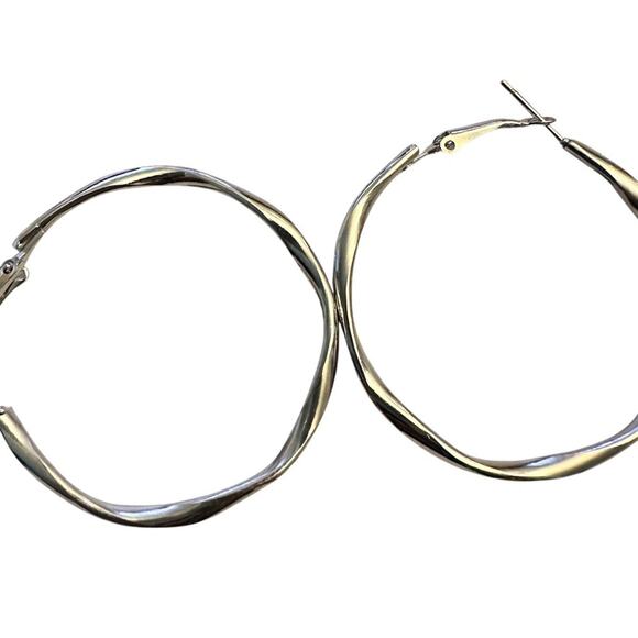 Circle Hoop 50 Twist Earrings for Women Metal Accessories Silver Color - Picture 3 of 3